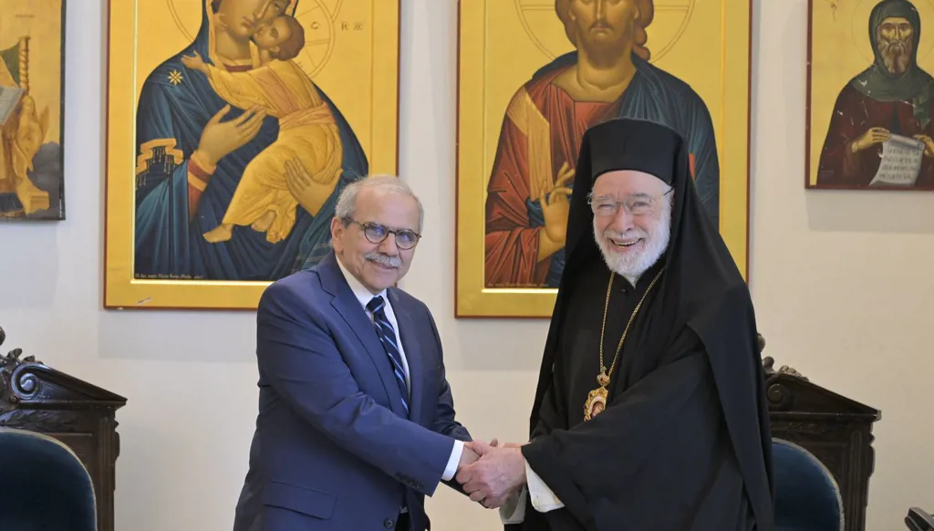 سلام زار المطران عودة: بيروت مدينة حاضنة للجميع ولن تتغير نتائج الانتخابات