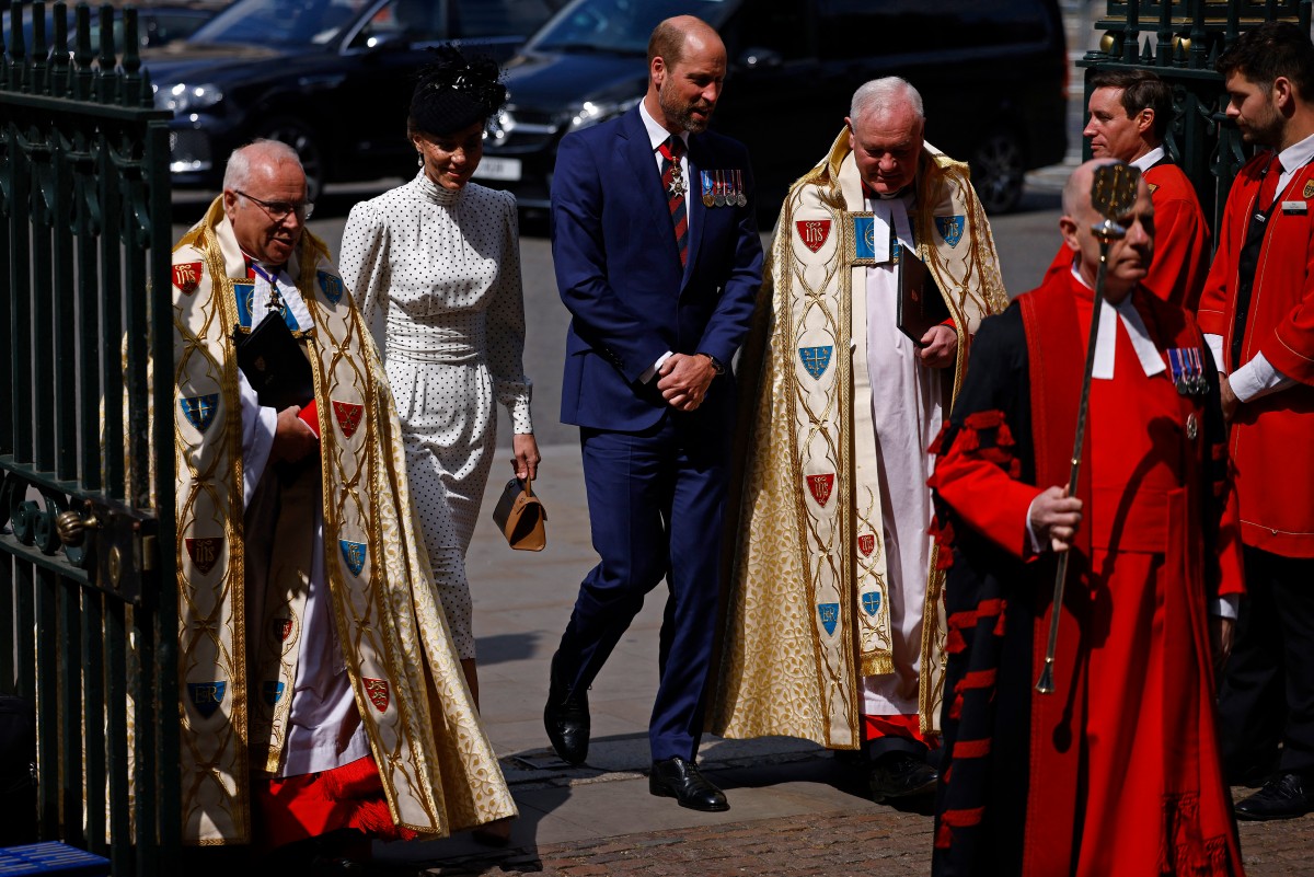 الامير ويليام وكيت ميدلتون في الذكرى الثمانين ليوم النصر في وستمنستر أبي (أ.ف.ب)