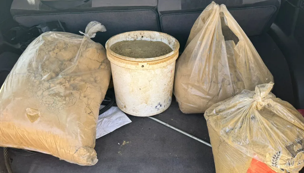 الريجي تضبط كميّة من الحشيشة ما بين جرود الهرمل والضنيّة