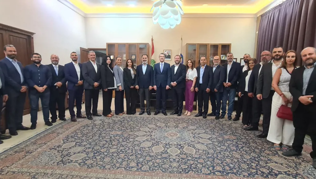 لبنان... انتخاب رؤساء بلديات ونوابهم