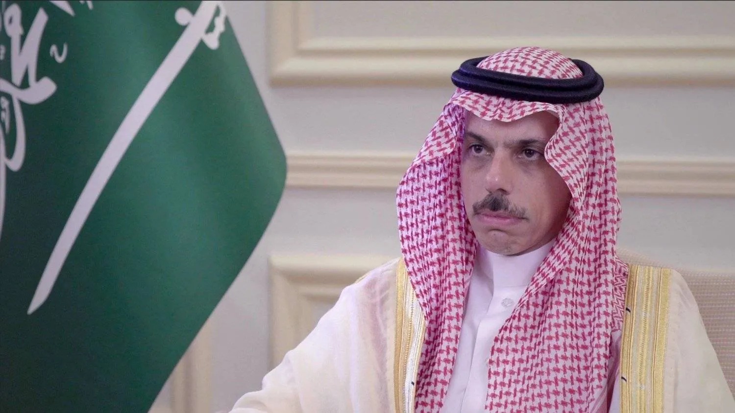 فيصل بن فرحان. (وكالات)