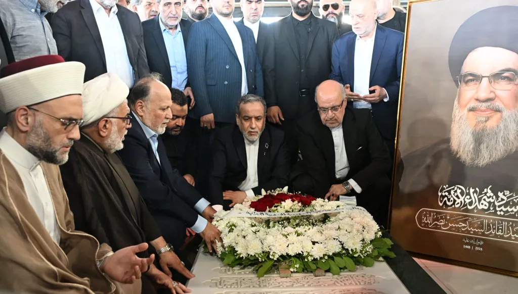 عراقجي في لبنان يُعيد التموضع الإيراني مع الدولة؟