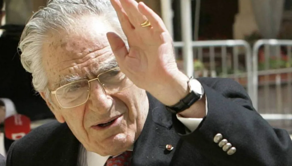 غسان تويني. (أرشيفية)