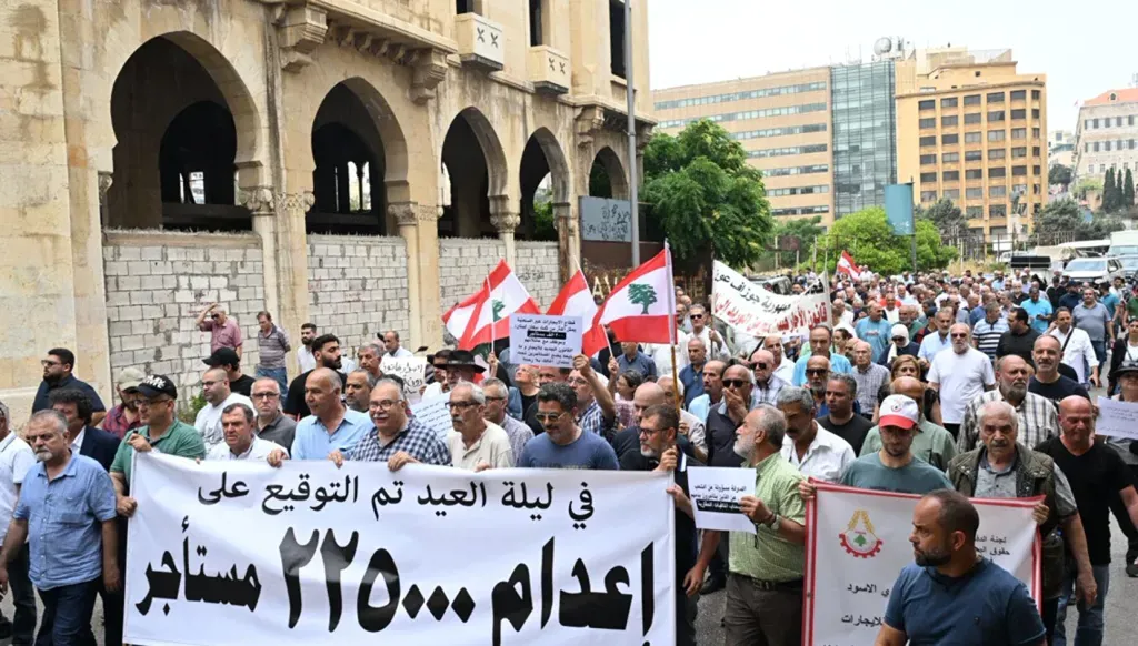 انحيازاً للناس