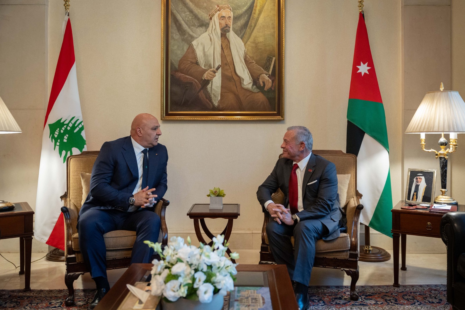  رئيس الجمهورية اللبنانية العماد جوزف عون والعاهل الأردني الملك عبد الله الثاني في قصر بسمان بالأردن (الرئاسة اللبنانية على إكس)