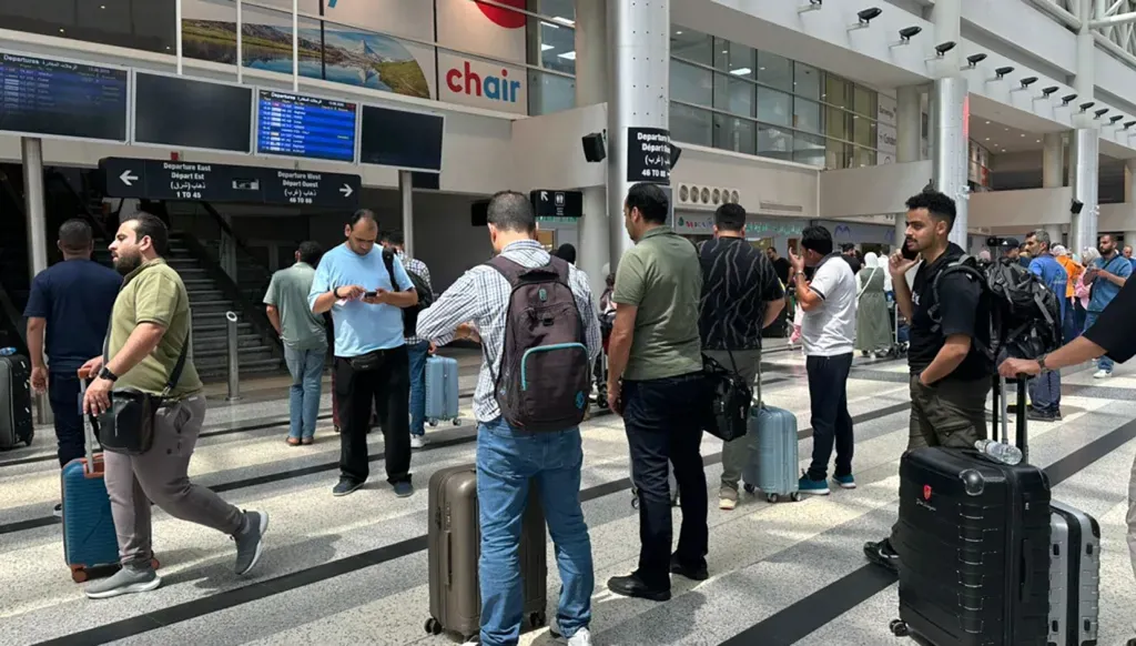 وزيرا الأشغال والطاقة يتحركان بعد انقطاع الكهرباء في مطار بيروت