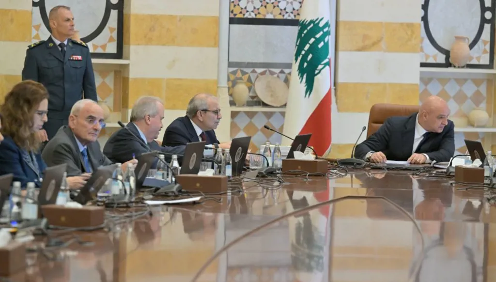 عون وسلام يتشدّدان في رفض توريط لبنان... إنجاز التشكيلات الديبلوماسية وخطة عودة النازحين