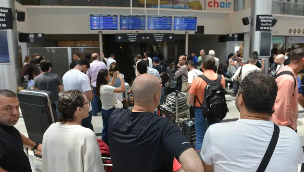 المديرية العامة للطيران المدني تمكّنت من إعادة لبنانيين من شرم الشيخ... ماذا عن العالقين في تركيا والعراق وإيران؟   ﻿