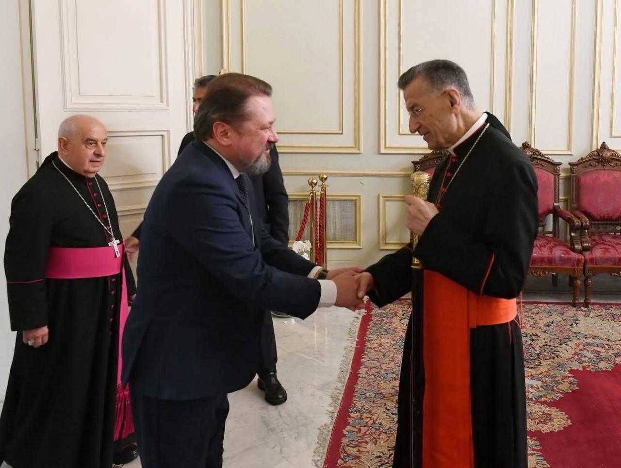 من لقاءات الراعي في بكركي.