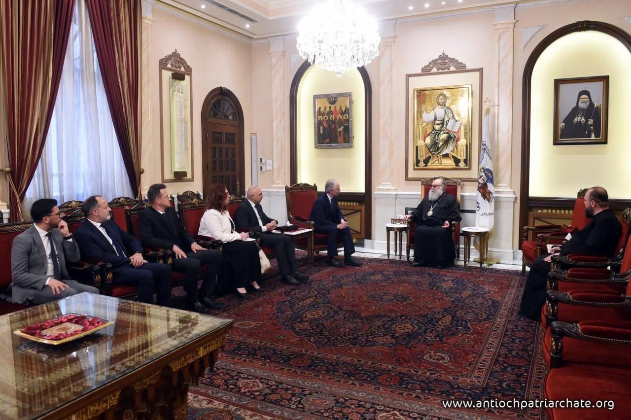 لقاء بيدرسون ويازجي. (البطريركية)