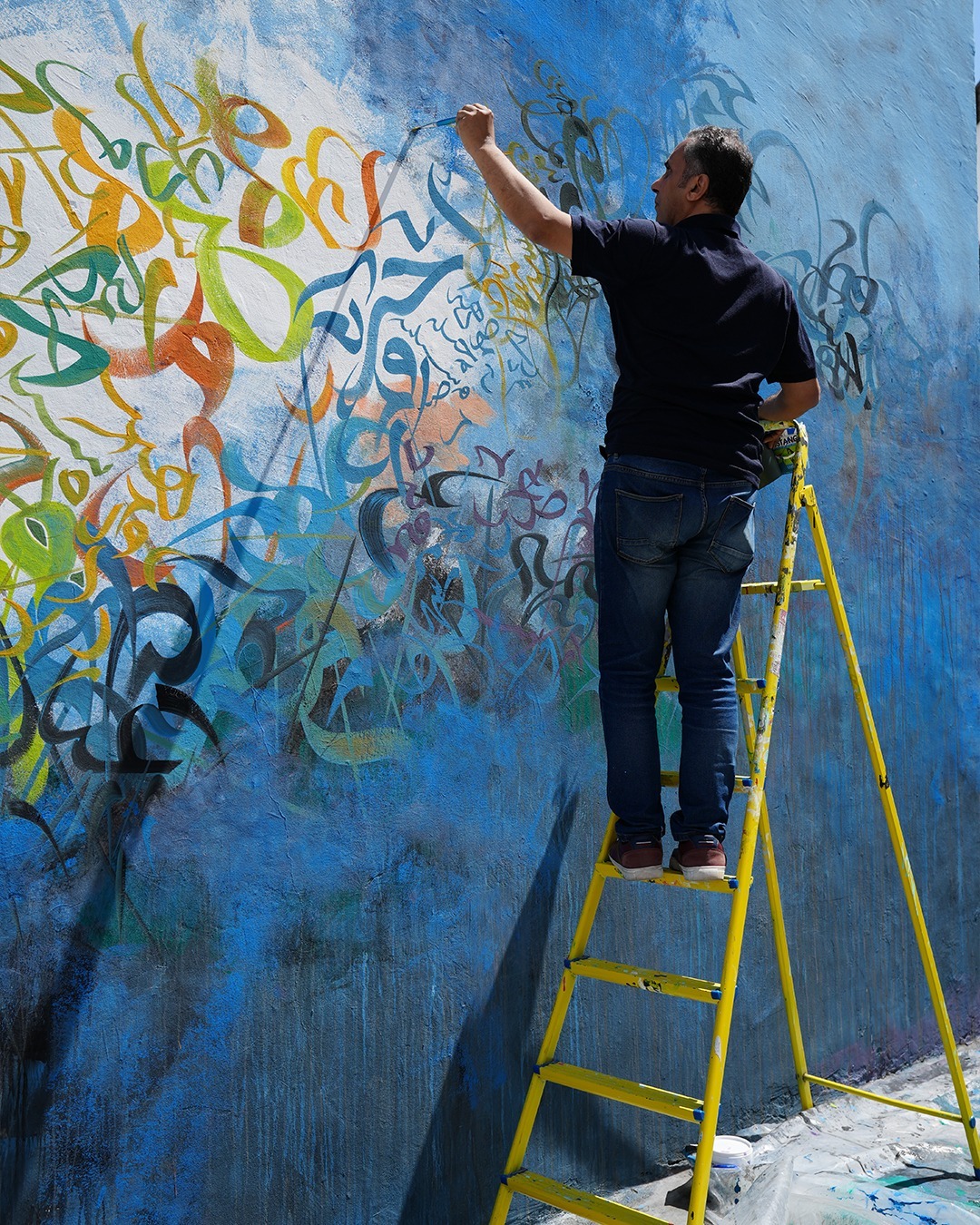 من جداريات موسم أصيلة الـ45.