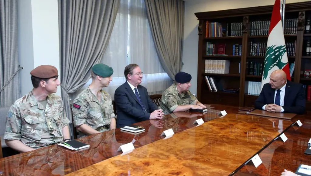 لبنان وإسرائيل مجدداً في سباق الرهانات   تمويل "الحزب" يواكب طلب التمديد لليونيفيل