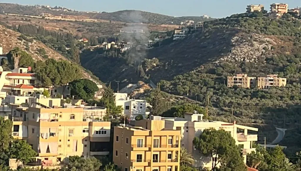 إغتال  العدوان الصهيوأميركي المرشد فنفد  صبرالمقاومة  الاستراتيجي   كي لا يكون لبنان  وشعبه ضحية الثأر للمرشد