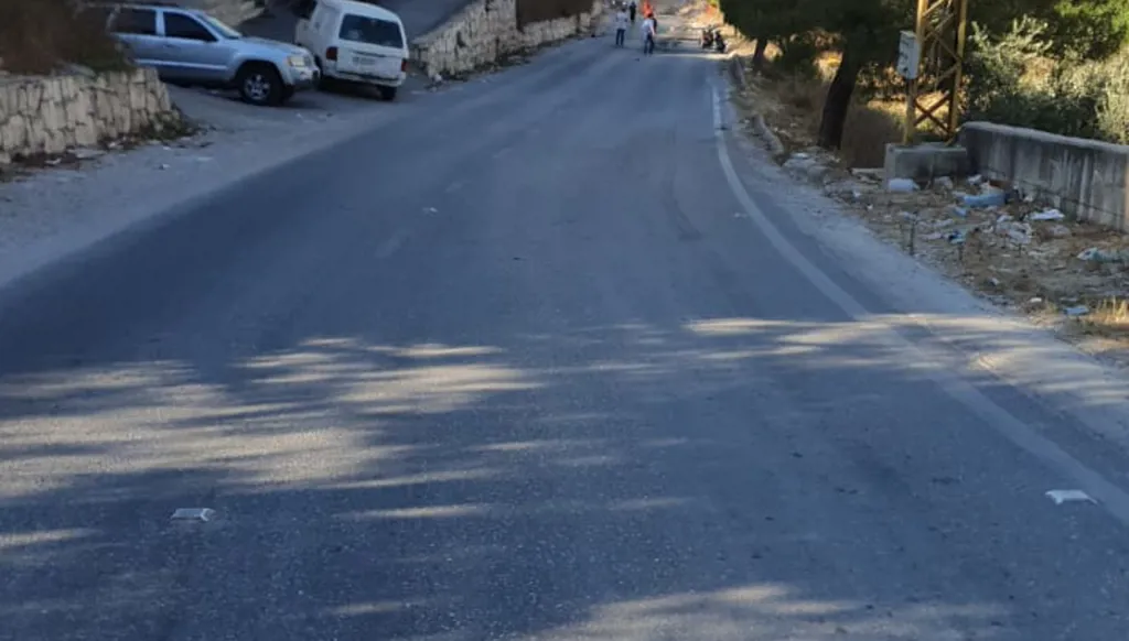 ضحيتان في استهداف اسرائيلي لسيارة في ديركيفا ودراجة في بيت ليف بجنوب لبنان (فيديو)