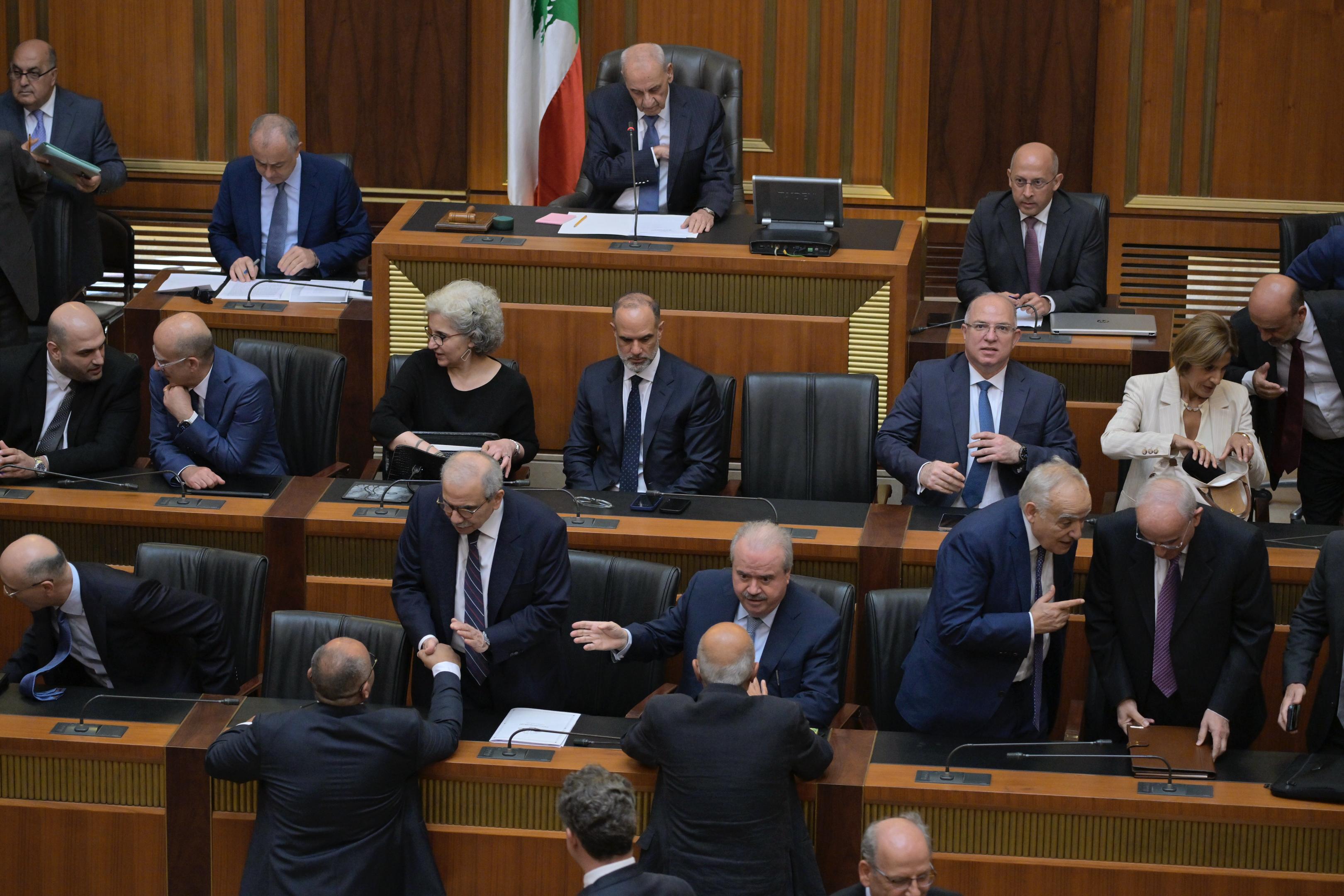 الحكومة اللبنانية في الجلسة العامة (نبيل اسماعيل).