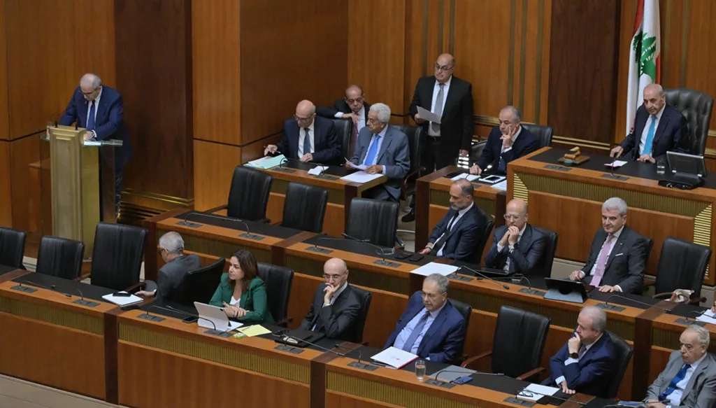 مجلس النواب يُجدّد الثقة بالحكومة بأكثرية 69 صوتاً... سلام: لا ننصاع للإملاءات ونحشد الدعم العربي والدولي للضغط على إسرائيل