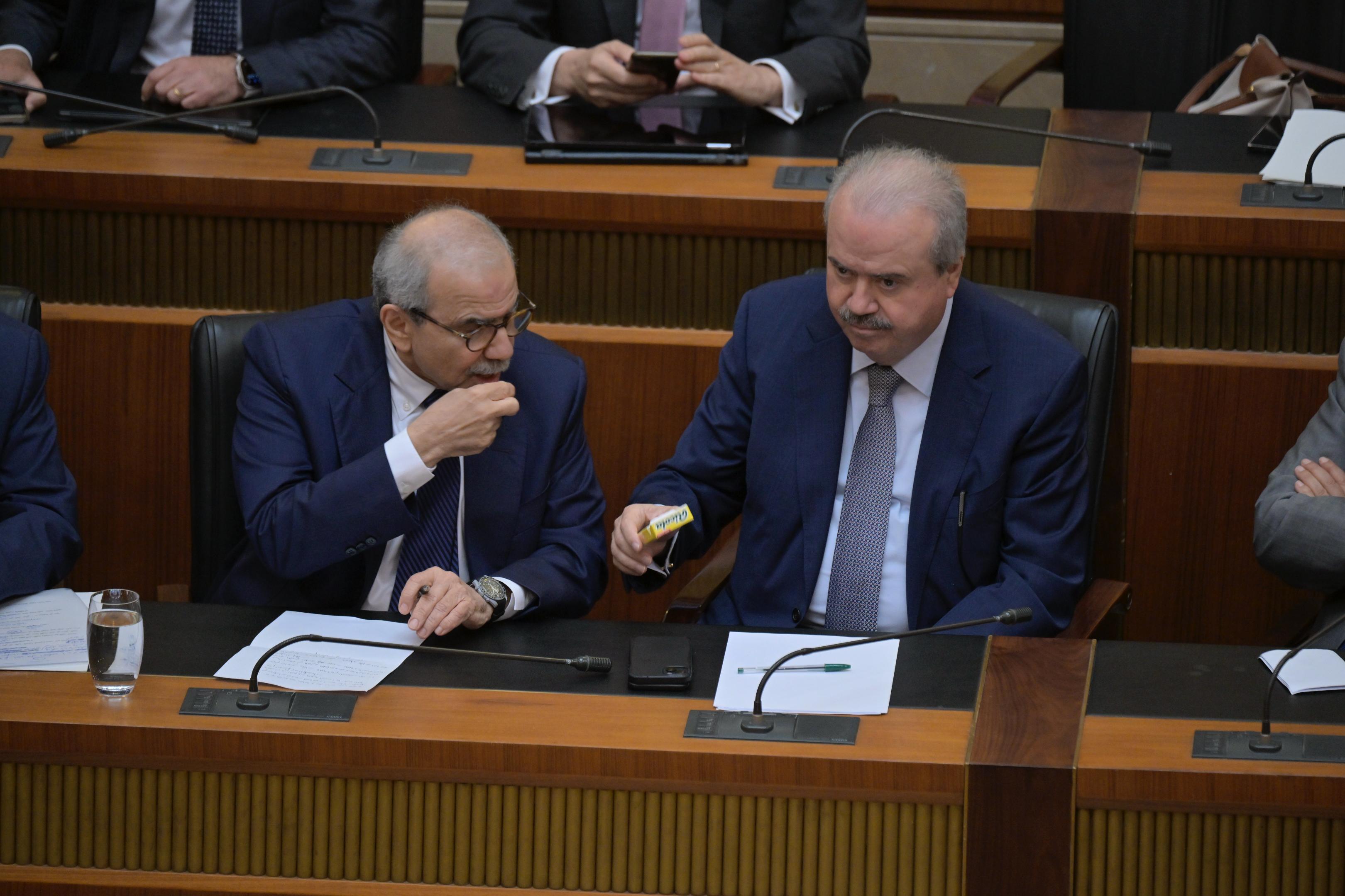 الرئيس نواف سلام والوزير ياسين جابر (نبيل اسماعيل).