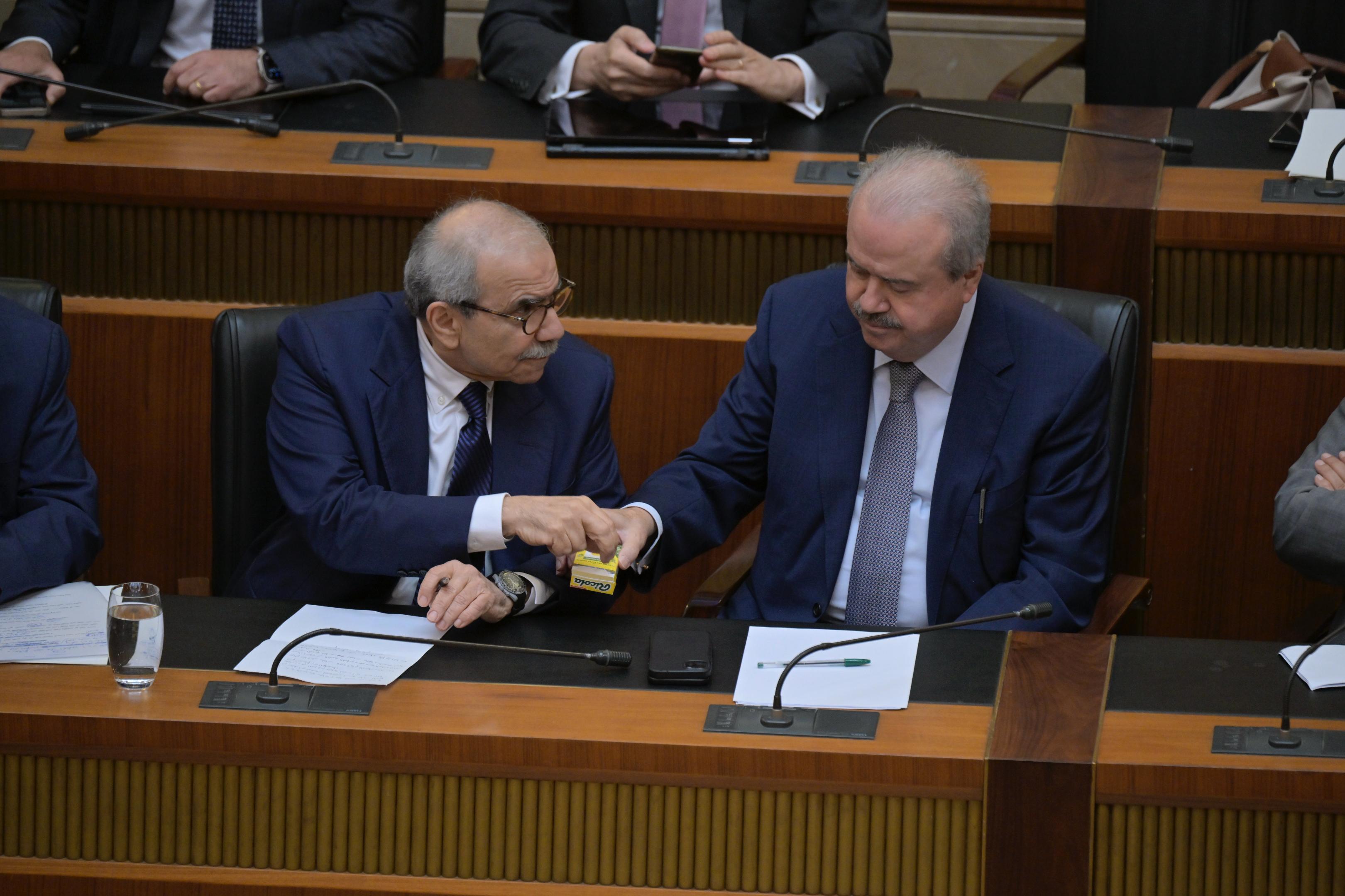 الرئيس نواف سلام والوزير ياسين جابر (نبيل اسماعيل).