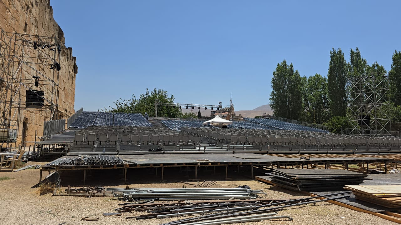 التحضير لمهرجانات بعلبك (لينا اسماعيل).