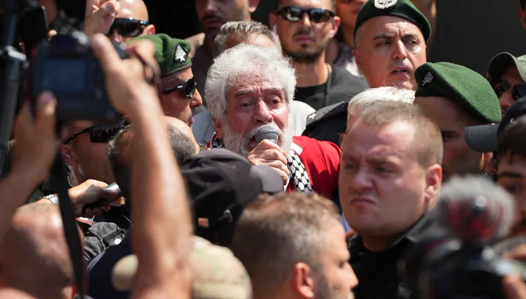 جورج عبدالله من مطار بيروت: خرجت بفضل تحرّك الجميع وإسرائيل تعيش فصلها الأخير (فيديو)