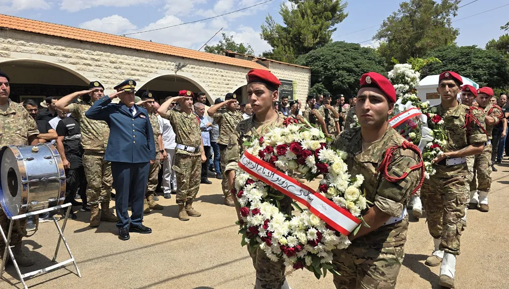 صباح "النهار": لبنان بين ابتزاز وانتحار وإسرائيل إلى مأزق استراتيجي في غزة... معركة السلاح الأخيرة لـ"حزب الله"؟
