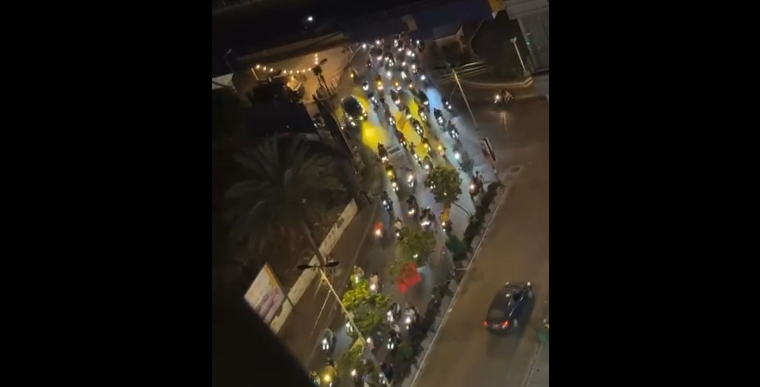 مسيرة لمناصري حزب الله في الضاحية (النهار)