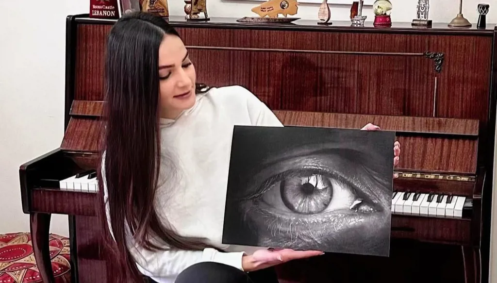 غريد مصطفى جحا تستضيءُ سُنبلة الإنسانية... لوحات بقلم الرصاص