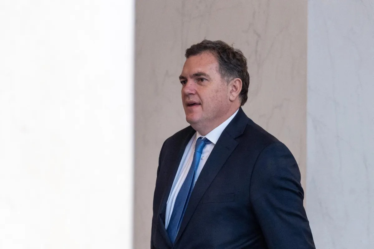 فيليب تابارو. (مواقع)