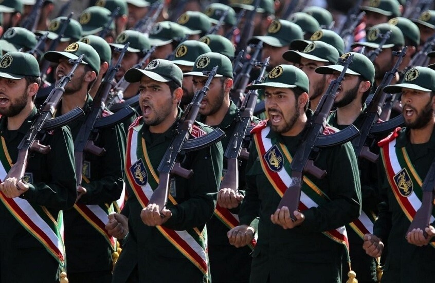 عناصر في الحرس الثوري. (مواقع)