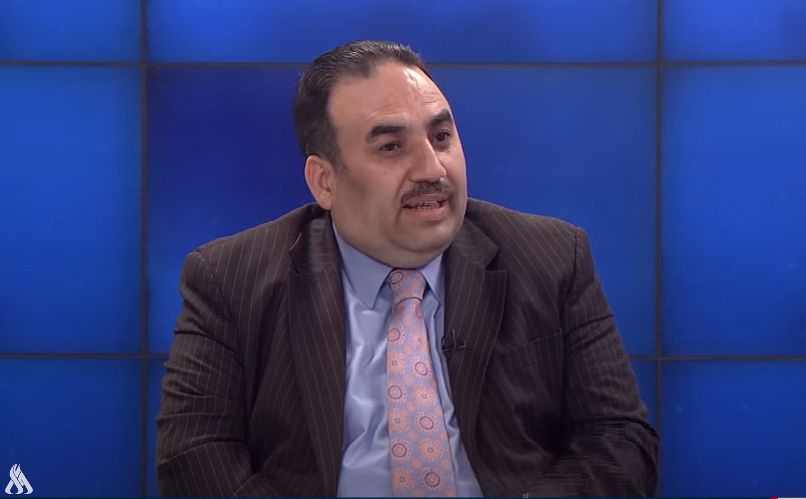 حسن علاوي. (واع)