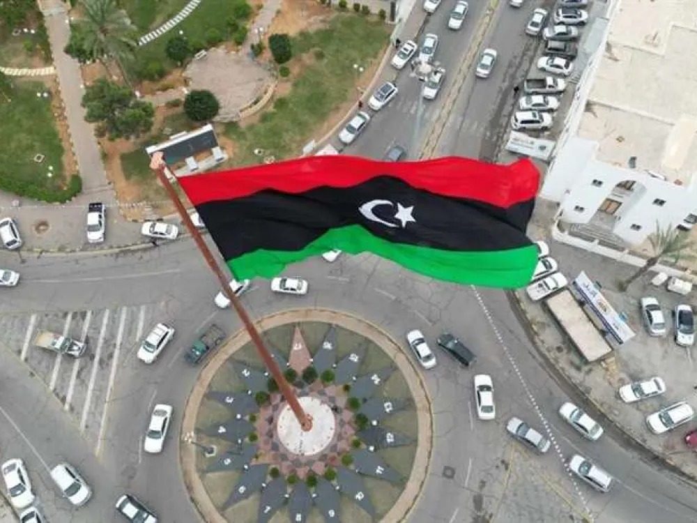 علم ليبيا. (مواقع)