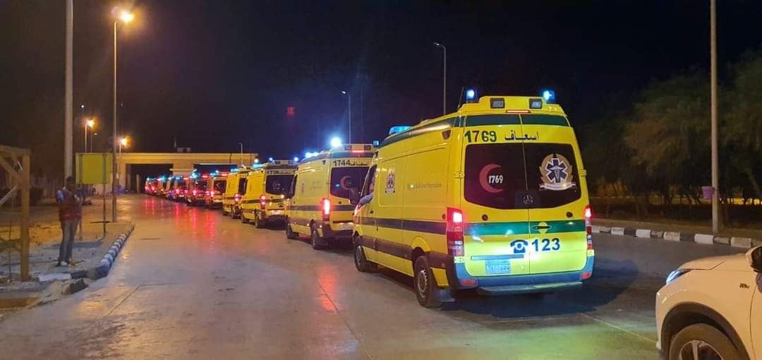 سيارات إسعاف مصرية. (مواقع)