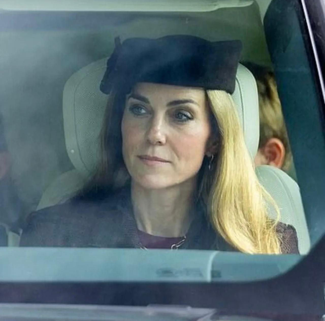 كيت ميدلتون بالشعر الاشقر في احدث ظهور لها (انستغرام)