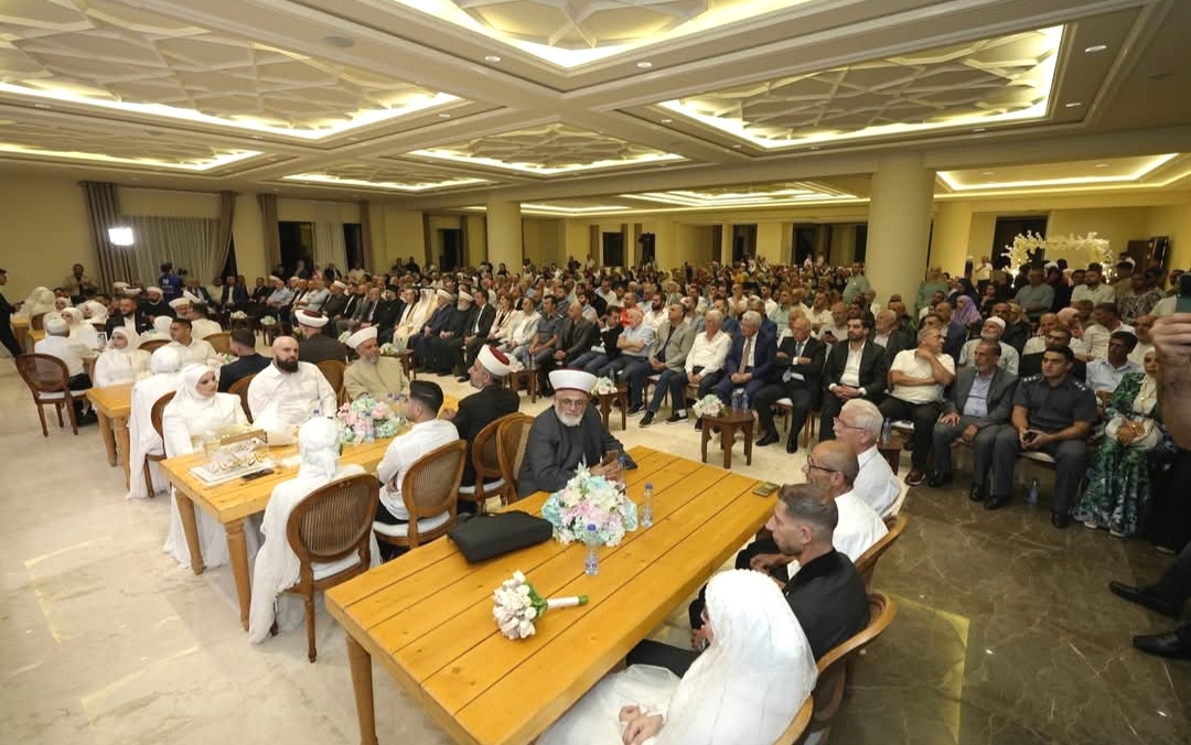 عقد قران العرسان (النهار).