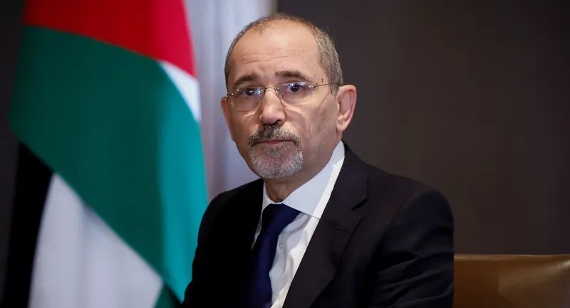 أيمن الصفدي. (مواقع)