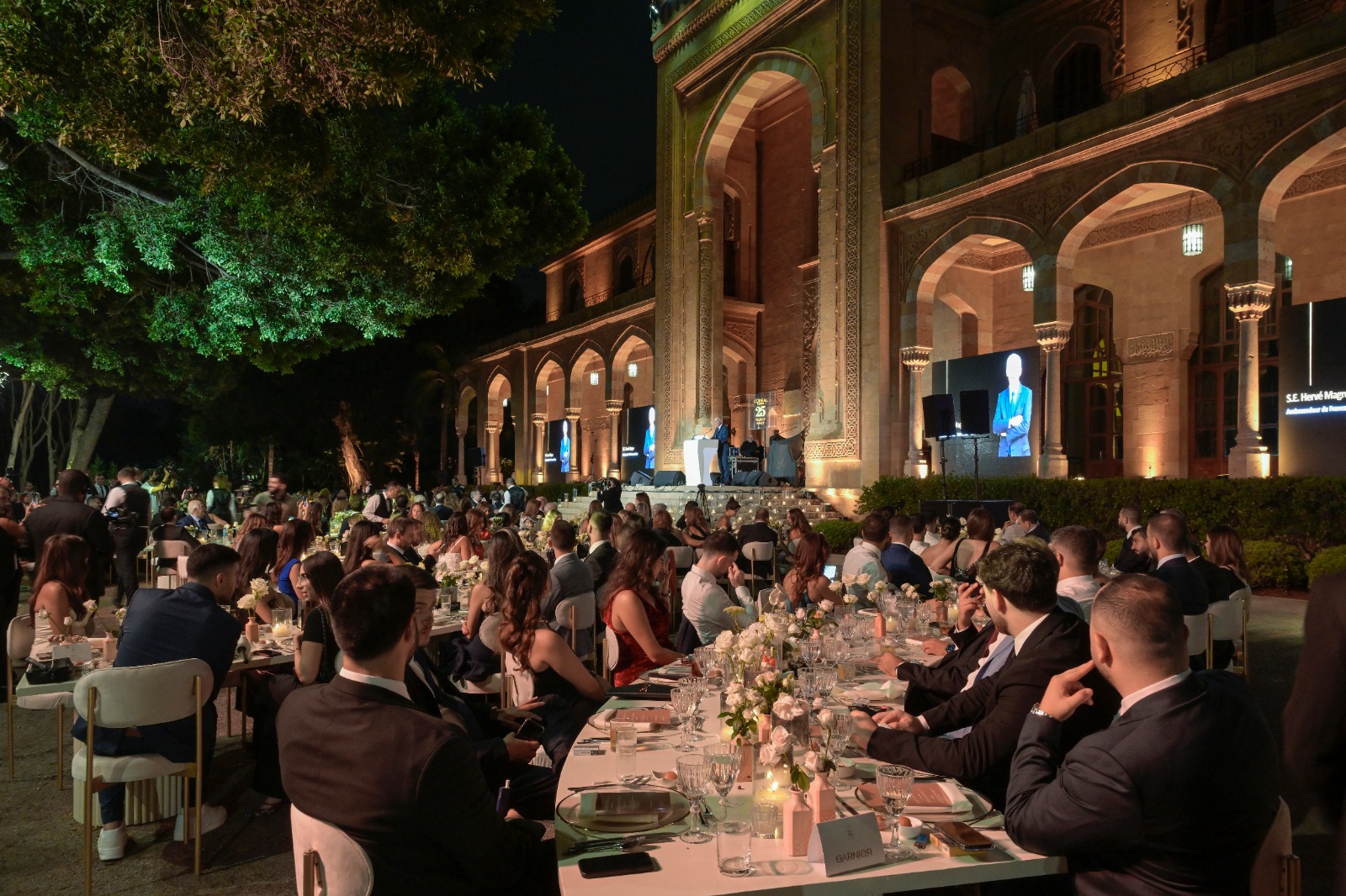 (نبيل إسماعيل)