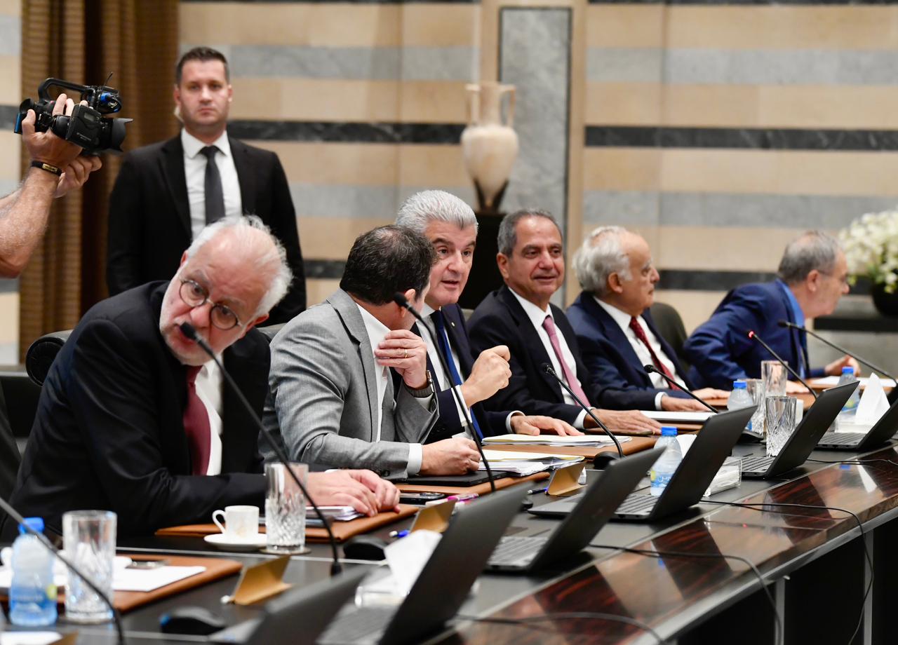 جلسة للحكومة. (حسام شبارو)