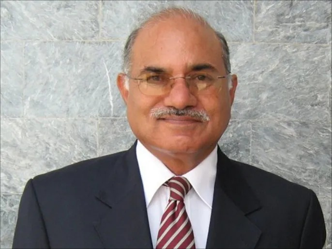 السفير الباكستاني السابق جاويد حفيظ. (وكالات)