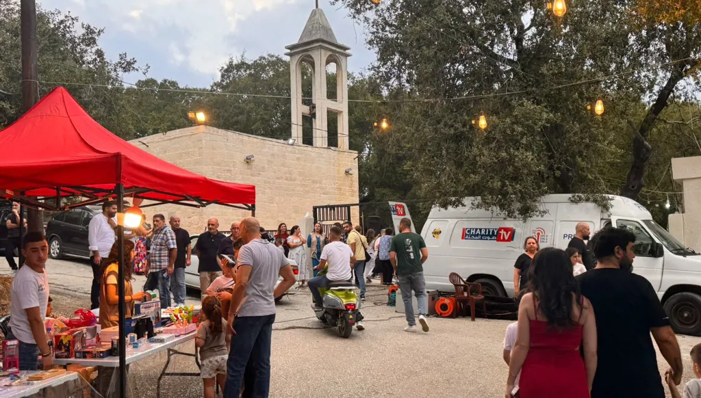 أهالي بقرزلا يحتفلون بعيد شفيعتهم القديسة مورا: احتفالات تقليديّة تحتضنها أشجار السّنديان العتيقة (صور+فيديو)