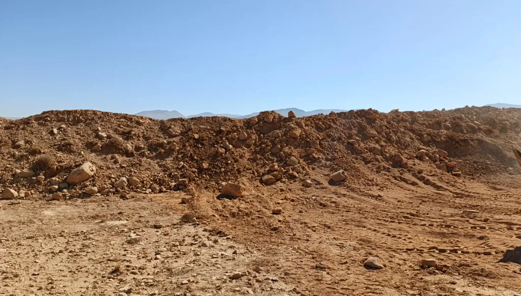 معلومات "النهار": الجيش اللبناني يُقفل معابر التهريب غير الشرعية في مشاريع القاع