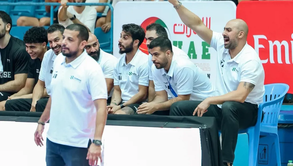 الحكمة يحسم فوزه الثاني في البطولة العربية لكرة السلة