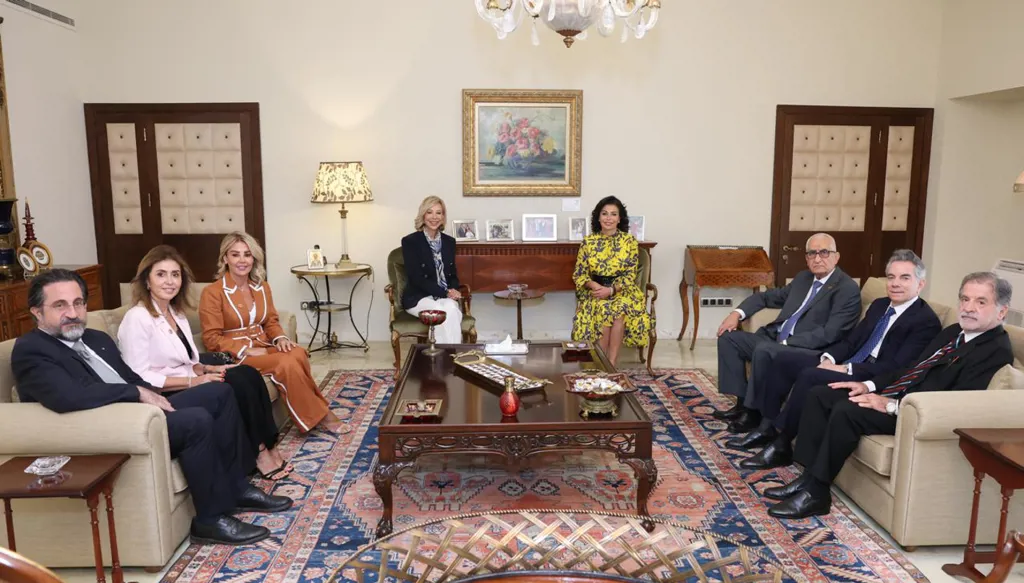 نعمت عون تلتقي وفد بيروت ماراثون برئاسة مي الخليل