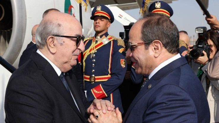 السيسي وتيون. (مواقع)