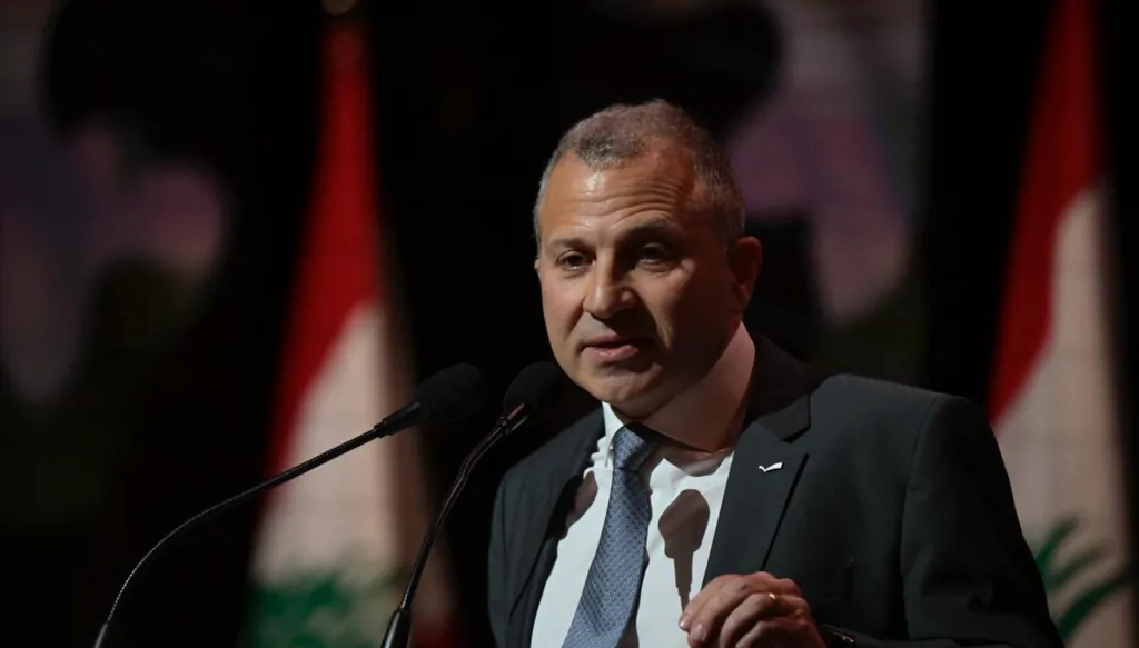 باسيل: لا مساس بصلاحيات رئيس الجمهورية ولا رئيس الحكومة... "هو رئيس حكومتنا وليس صهيونياً"