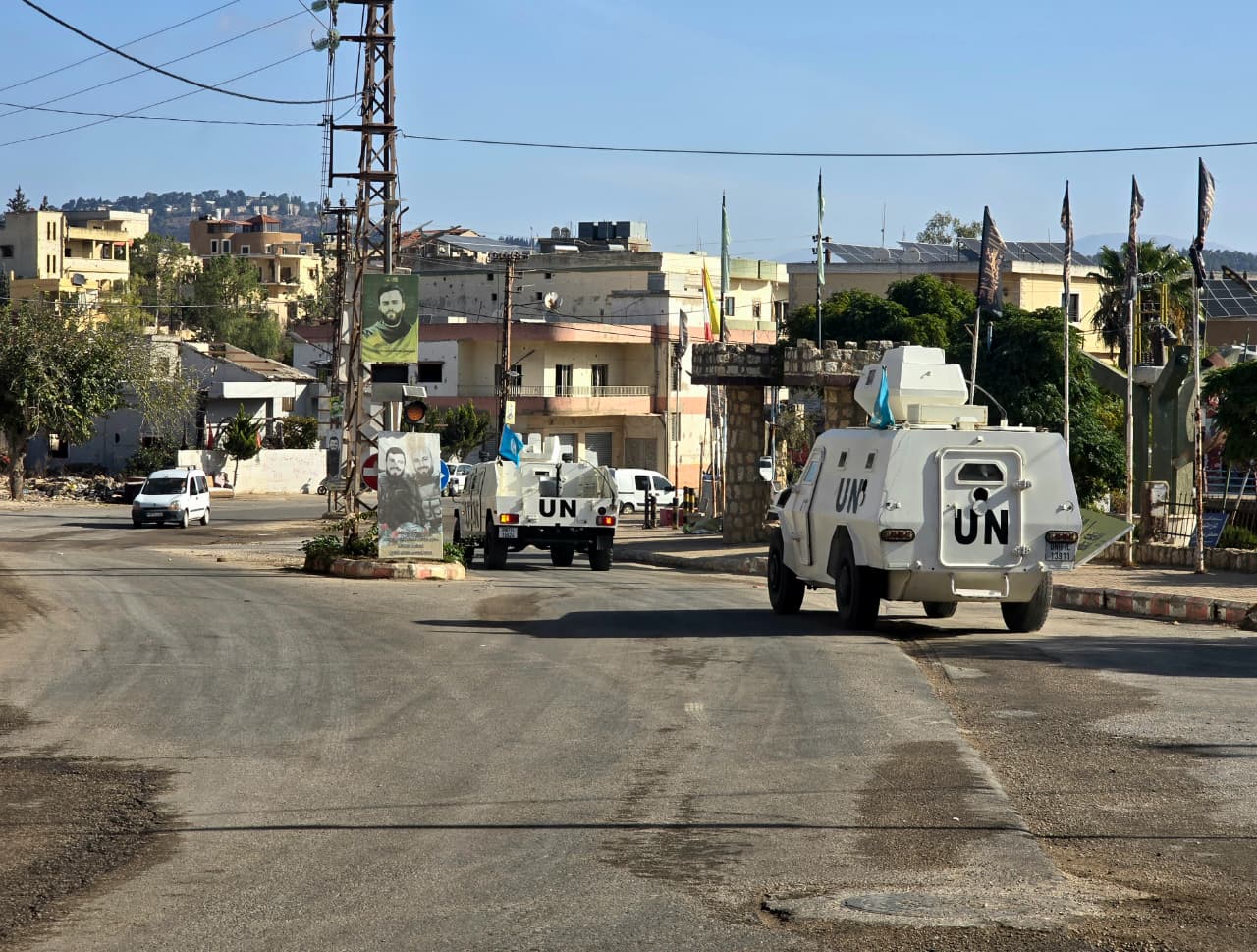 دورية لليونيفيل في ساحة ميس الجبل (أحمد منتش).