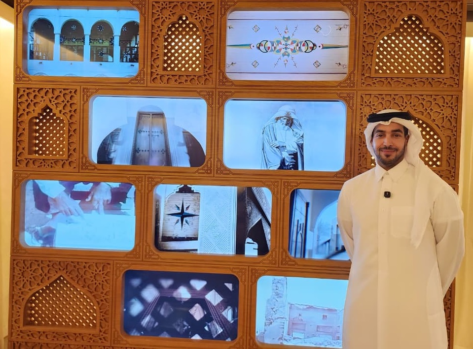 المصمم خليفة آل ثاني (النهار).