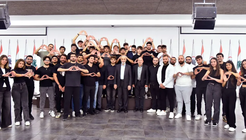 جعجع: فوزنا بعدد أكبر من المقاعد في مجلس الـAUB هذه السنة هو همّنا الأخير