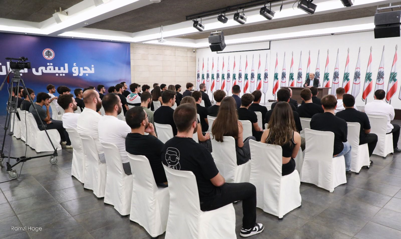 جعجع خلال استقباله وفداً من طلاب