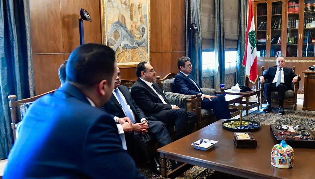 لماذا يتعامل "حزب الله" ببرودة مع عرض الوساطة المصرية؟