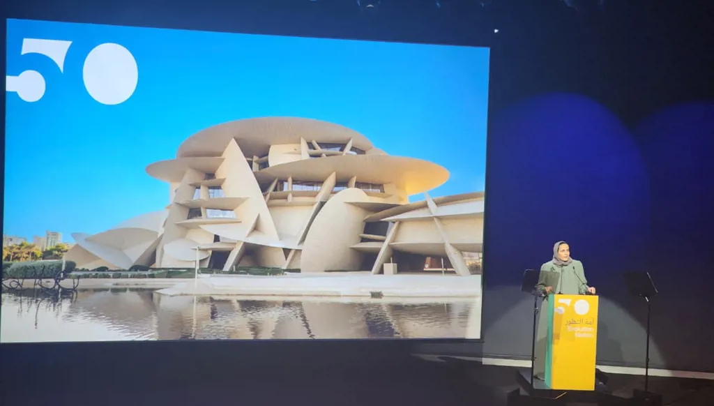 الشيخة المياسة بنت حمد تحتفي بالسنوية الـ20 لـ"متاحف قطر": "أمّة التطوّر" (صور)